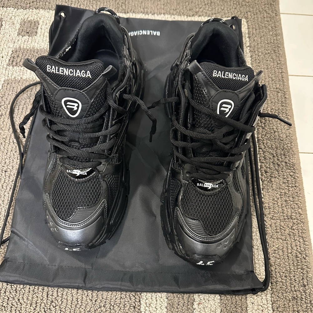 Balenciaga Men's Black Sneakers